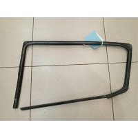 Уплотнитель стекла двери задней правой Renault Sandero 2009-2014 2011 8200950230