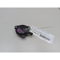 Клапан электромагн. изменения фаз ГРМ Mercedes Benz W204 (2007 - 2015) 2761560490