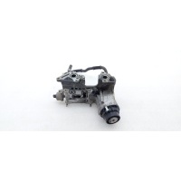 Корпус масляного фильтра Toyota Land Cruiser 200 2014 1560951010, 1565038010, 1577851020, 1577751020
