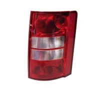 Chrysler гранд voyager v 2008 задняя фара правый