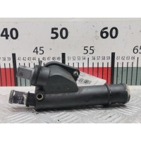 Фланец (штуцер системы охлаждения тройник) Seat Toledo 3 (2004-2009) 2004 038121132G,038121132G