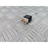 Реле Toyota Yaris 1 (1999-2005) 1999 1567000870,9098702012