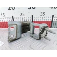 Петля крышки (двери) багажника Volkswagen Passat 6 (2005-2010) 2008 3C9827301D,3C9827301D