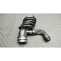 Патрубок воздушного фильтра Ford Focus/2 2004-2011 1336611, 72100865, 7M5Q6886AD
