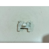 Крепеж (клоп) Land Rover Range Rover III (LM) (2002 - 2012) DYC000090