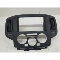 Рамка туннель среднего nissan nv 200 68260bj04c