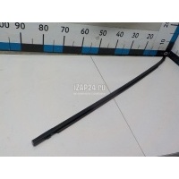 Накладка стекла заднего левого Nissan Murano (Z51) (2008 - 2015) 828211AC0A