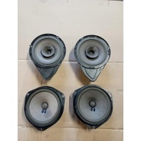 Fiat 500 динамики передняя задняя комплект 52021973 52021975 518936010