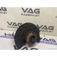 Кулак поворотный левый Volkswagen Golf 7 2013 5Q0400053,5Q0407255R