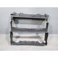 Воздуховод радиатора Land Rover Range Rover Sport 2 LR084885