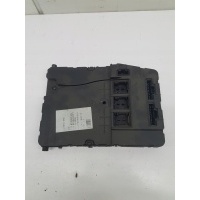 Блок предохранителей bsi renault megane 2 8200525384