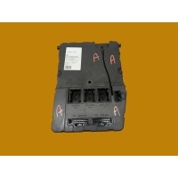 Блок 8200525384 уч renault scenic ii 2003 - 2009