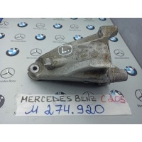 кронштейн двигателя левый Mercedes-Benz C-Класс 2015 A2742234304