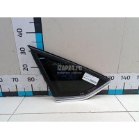 Стекло кузовное глухое левое Ford Focus III (2011 - 2019) 1780055