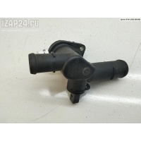 Фланец (тройник) системы охлаждения Volkswagen Caddy (2004-2010) 2006 06A121133AL