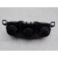 Блок управления климатом Mazda 2 2007- DF7361190G