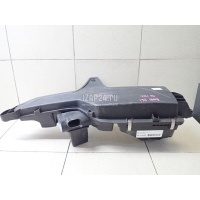 Корпус воздушного фильтра BMW 1-serie F20/F21 (2011 - 2019) 13717597582