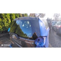 Стекло tylnej крышки багажника toyota verso - s , subaru trezia