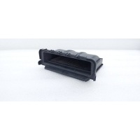 Воздухозаборник Mercedes-Benz E-Class W213 2020 A2138307400