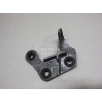 Кронштейн крепления троса КПП Renault Duster 2012 8200784989