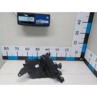 Блок предохранителей Toyota RAV 4 (2013 - 2019) 8263048010