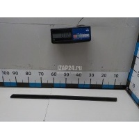 Уплотнитель двери VAG Octavia (A7) (2013 - 2020) 5E0837479