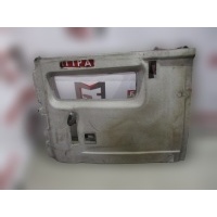 Обшивка боковой стенки кабины слева MAN MAN TGX, TGA 81625716058
