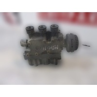 Кран регулирования уровня пола WABCO Mercedes Actros, Axor Mercedes-Benz 0003278525 0003278525