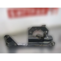 Кронштейн блока управления на раме Iveco Iveco Eurocargo 504254889