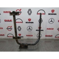 Кронштейн переднего брызговика левый Iveco Iveco Trakker 41008267