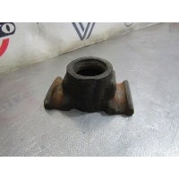 Кронштейн отбойника передней рессоры Mercedes Actros, Axor Mercedes-Benz 9413310926 9413310926