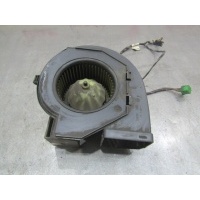 Моторчик печки BEHR Mercedes ATEGO / Есть повреждения!!! Mercedes-Benz 0038300108 0038300108