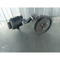 Насос гидроусилителя руля Mercedes C-class W203 2006 A0044661301, A6112300115