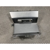 Разъем AUX / USB Kia K5 3 2020 84630L3500WK