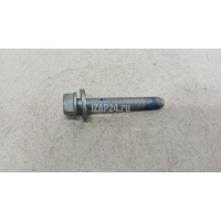 Болт Mercedes Benz W205 2014 0179906001