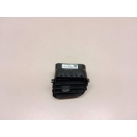 Дефлектор воздушный Renault Sandero 2014 687501077R
