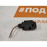 Моторчик заслонки печки Mercedes-Benz C W205(2014-2018) 2016 T100212880,A0999067402