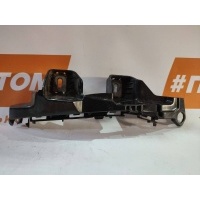 крепление бампера Mercedes-Benz C-Класс W205/S205/C205(2014-2018) 2016 A2058850465