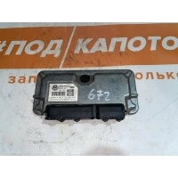 блок управления двигателем Volkswagen Polo 4 рест.(2005-2009) 2007 03C906024AR