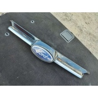 Решетка радиатора Ford Focus 3 2013 BM51-8A133-C