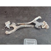 Петля крышки багажника Mercedes E W211 2005
