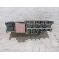 блок предохранителей Renault Megane 2(2002-2006) 2004 8200418790