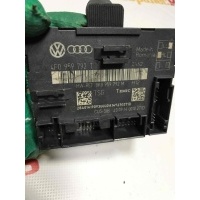Блок управления двери передней правой Audi Q7 4L 2009 4F0959792T, 8K0959792M