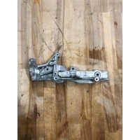 Кронштейн Mercedes-Benz CLA 2018 A6511420200
