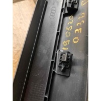 Накладка на порог Audi A4 B9 2018 8W1867271A