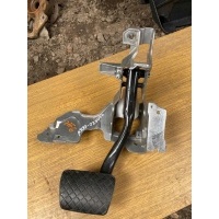 Узел педальный (блок педалей) Audi A4 B9 2018 8W1723117, 8W1723117C