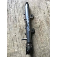 Топливная рампа Land Rover Discovery 4 L319 2010 9X2Q-9D280-EA, C2C40309, LR013182