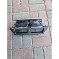 Дефлектор обдува салона Land Rover Discovery 5 L462 2018 HY32-014L21-BD, LR106185