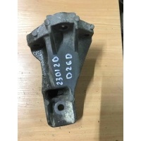 Кронштейн двигателя Land Rover Range Rover Sport L494 2016 CPLA-6061-CB, LR033184