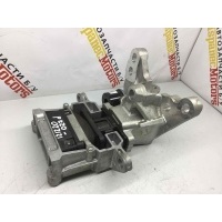 Подушка крепления двигателя Land Rover Range Rover Evoque L551 2020 K8D2-6F012-AC, J9C19957, LR128245